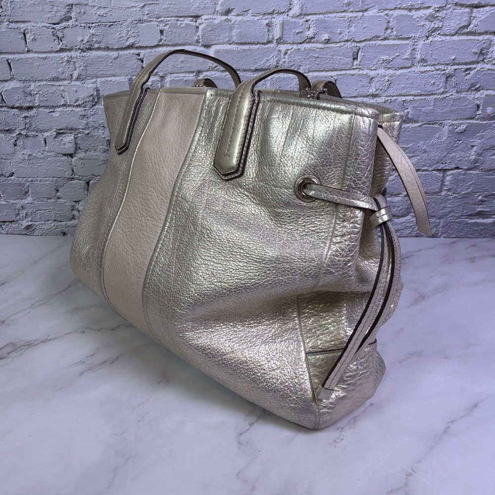 Coach Chelsea Leather Stripe Platinum Charlie ToteBag Purse J1126 18962 - Picture 3 of 15